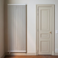 Zehnder Charleston вертикальний